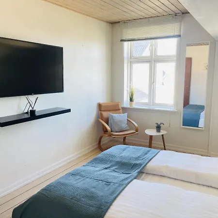 Aday - Spacious And Beautiful In The Center Of * Frederikshavn