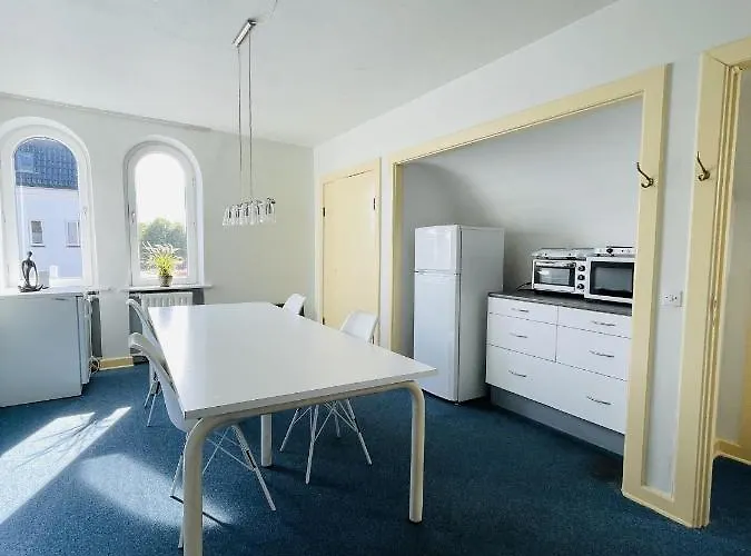 アパート Aday - Spacious And Beautiful In The Center Of *