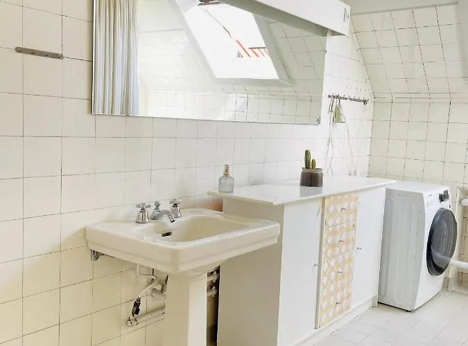 Aday - Spacious And Beautiful In The Center Of *