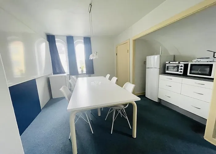 アパート Aday - Spacious And Beautiful In The Center Of *